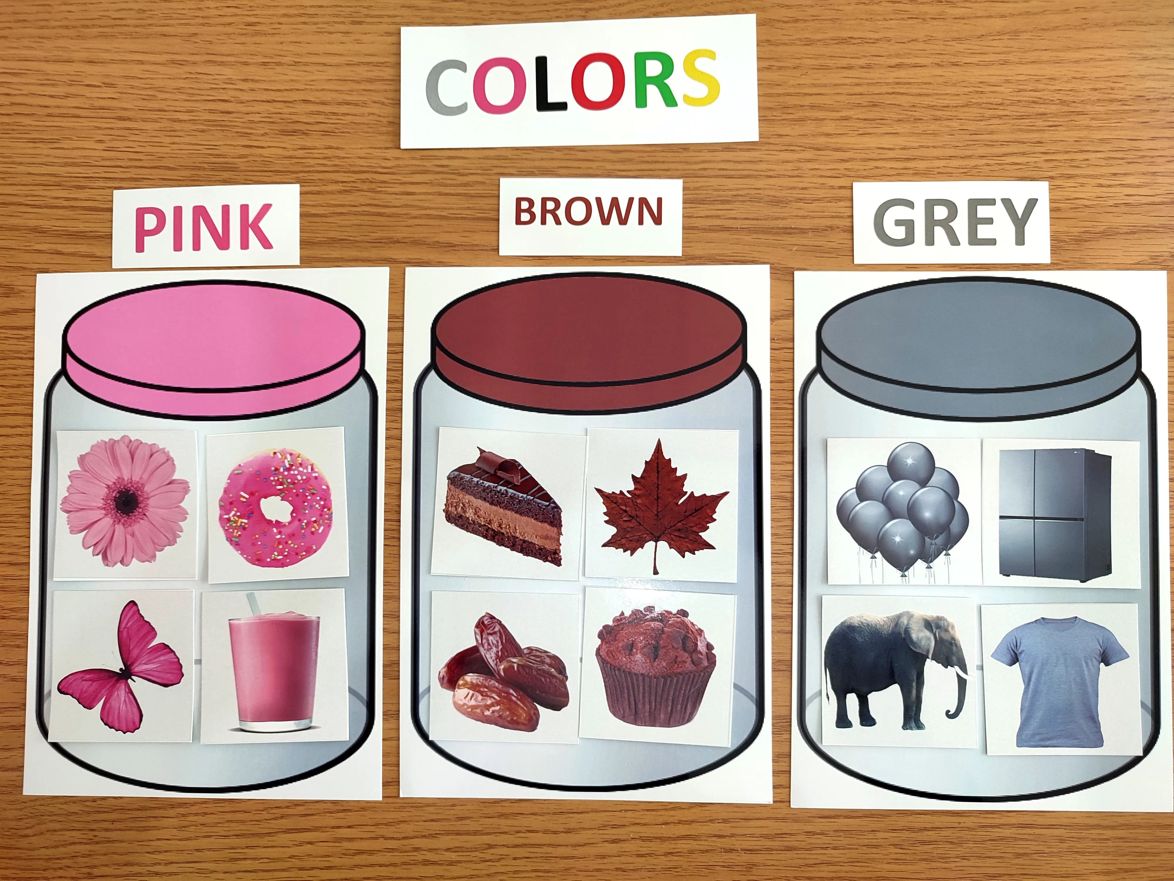 Activité des couleurs (arabe, anglais, français )